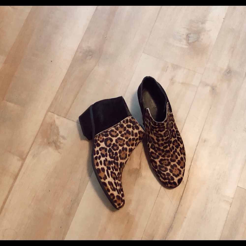 Leopard booties